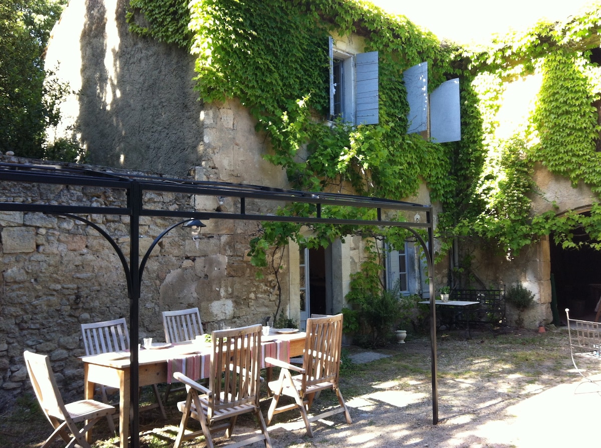 历史悠久。Haus mit Charme | St. Remy de Provence
