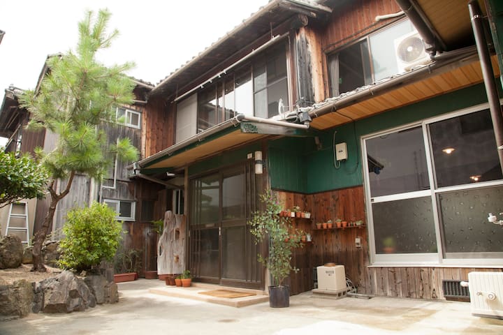 Kamijima, Ochi-gun的民宿
