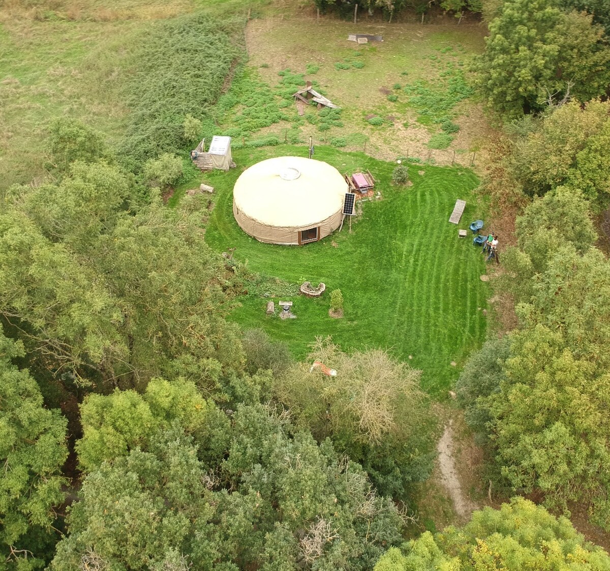 La Chouette Yurt ， 50平方米- Calme-isolée