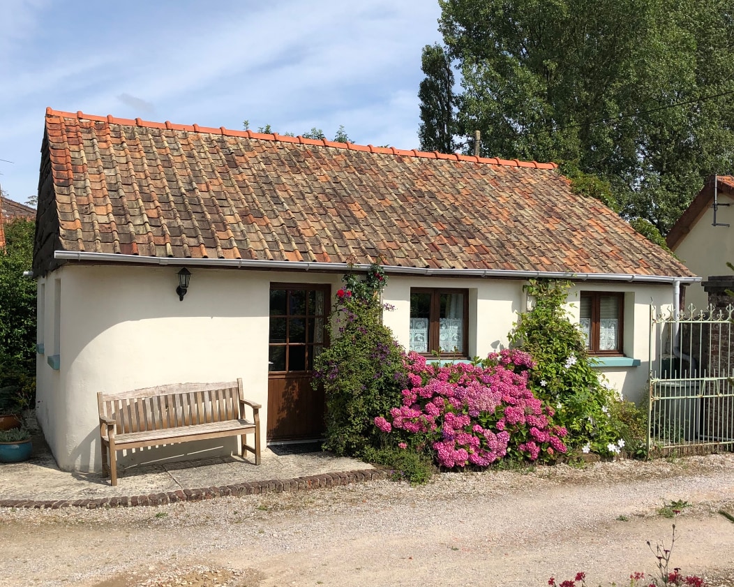 Wheelchair / Dog Friendly Cottage in rural village