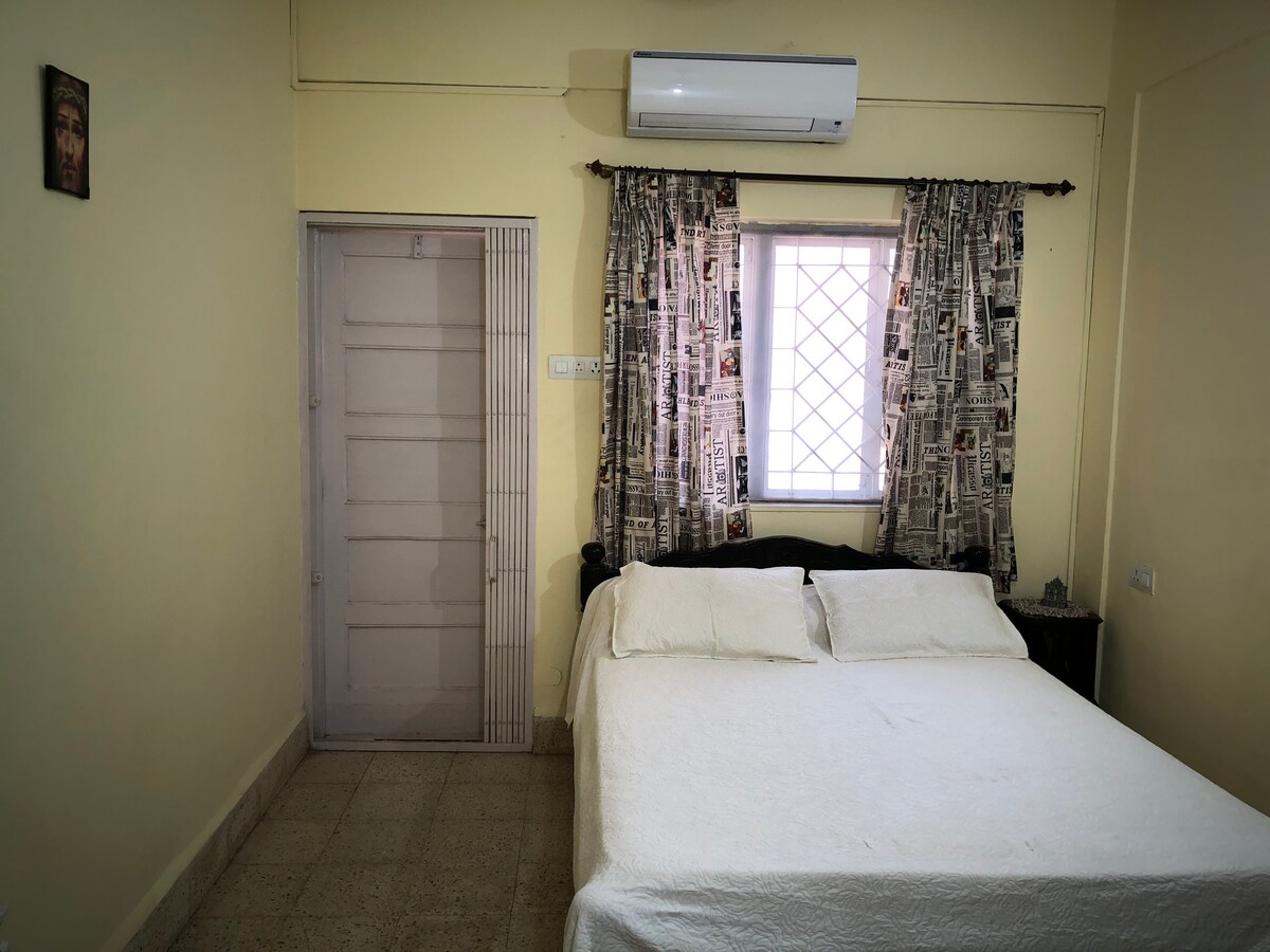 IDEALLY LOCATED 1 BHK APARTMENT NR BAGA, CALANGUTE