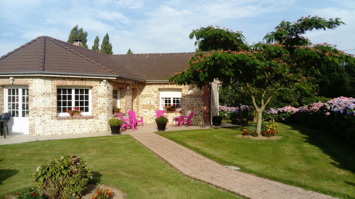 Gite les Hydrangeas in Angerville la martel