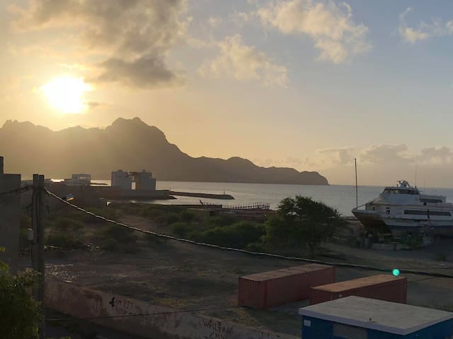 明德卢 (Mindelo)的民宿