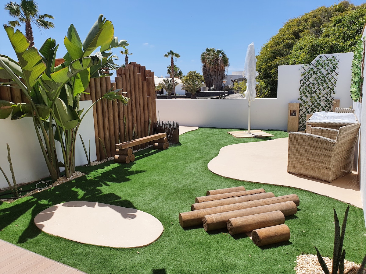 Disfruta Lanzarote "Green Corner Apartment"