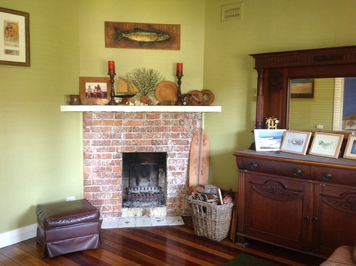 Old Bar beach - Comfortable cosy family home
