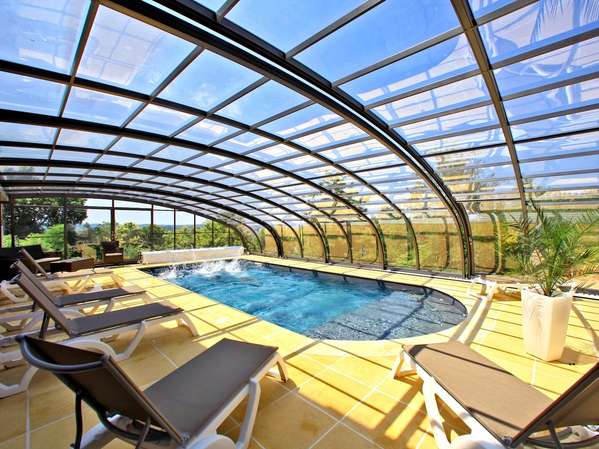 Gîte, piscine chauffée et copains pour les enfants