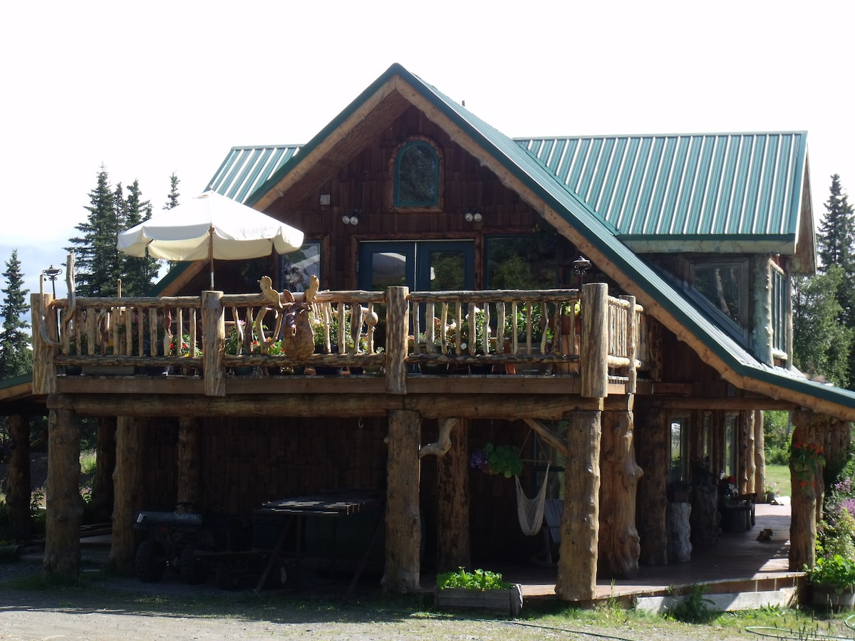 Bunk Den Room: Hungry Moose B&B in Kasilof, AK