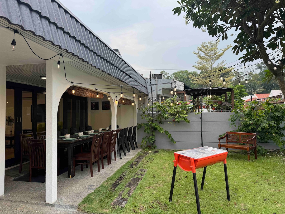 Subang New SemiD near Sunway Lagoon up to 16pax