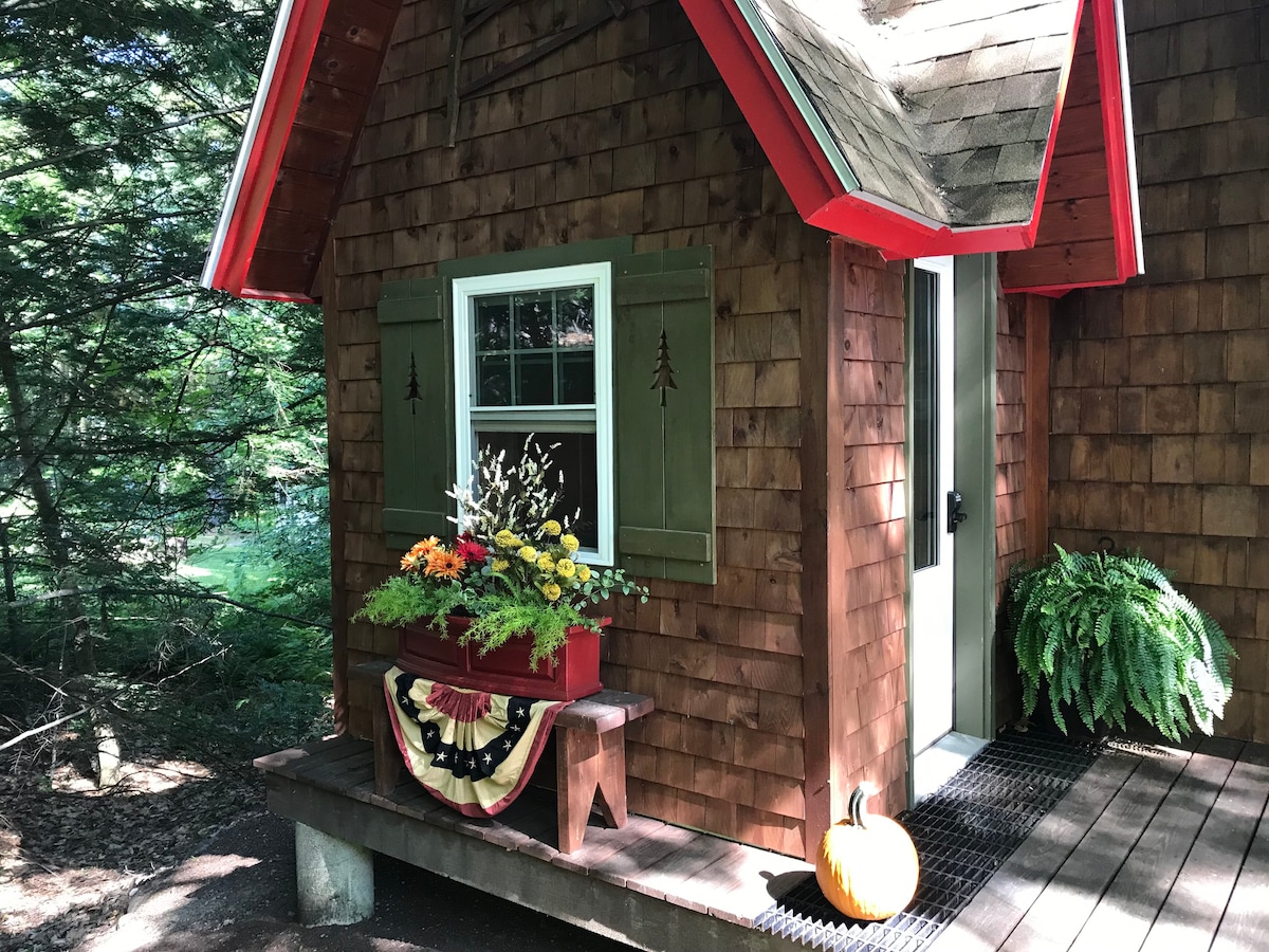 Little Pine Lodge in the White Mountains