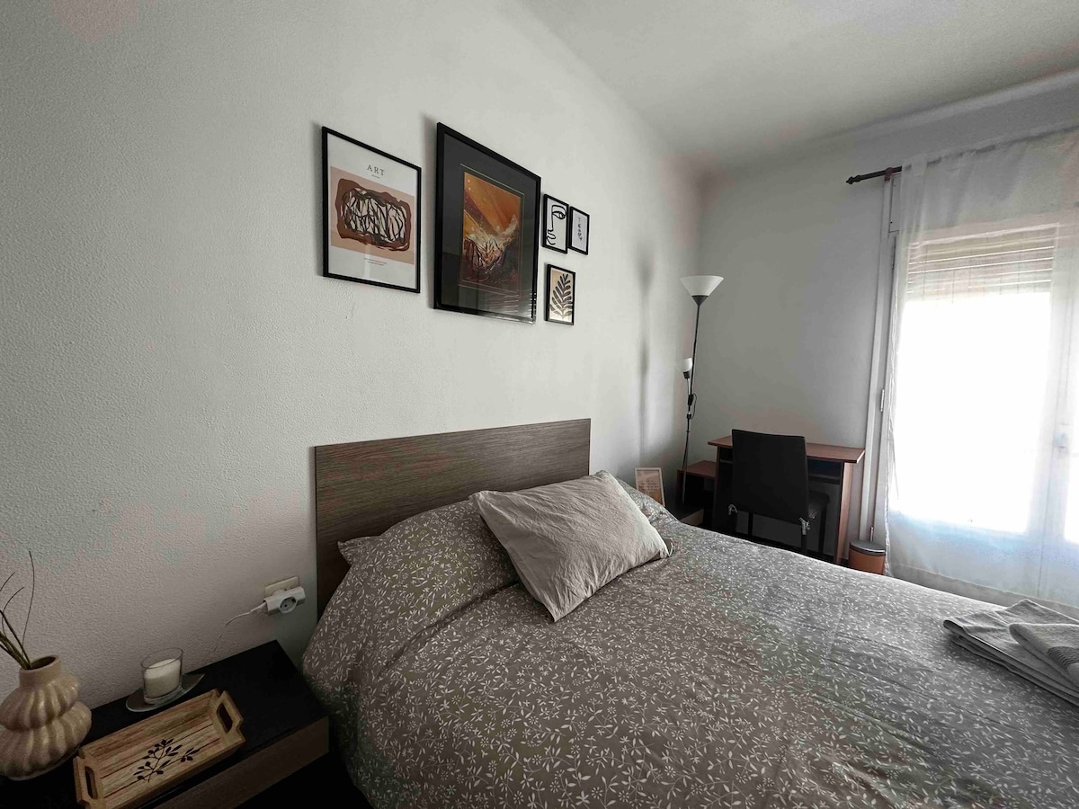 Habitación doble privada Girona