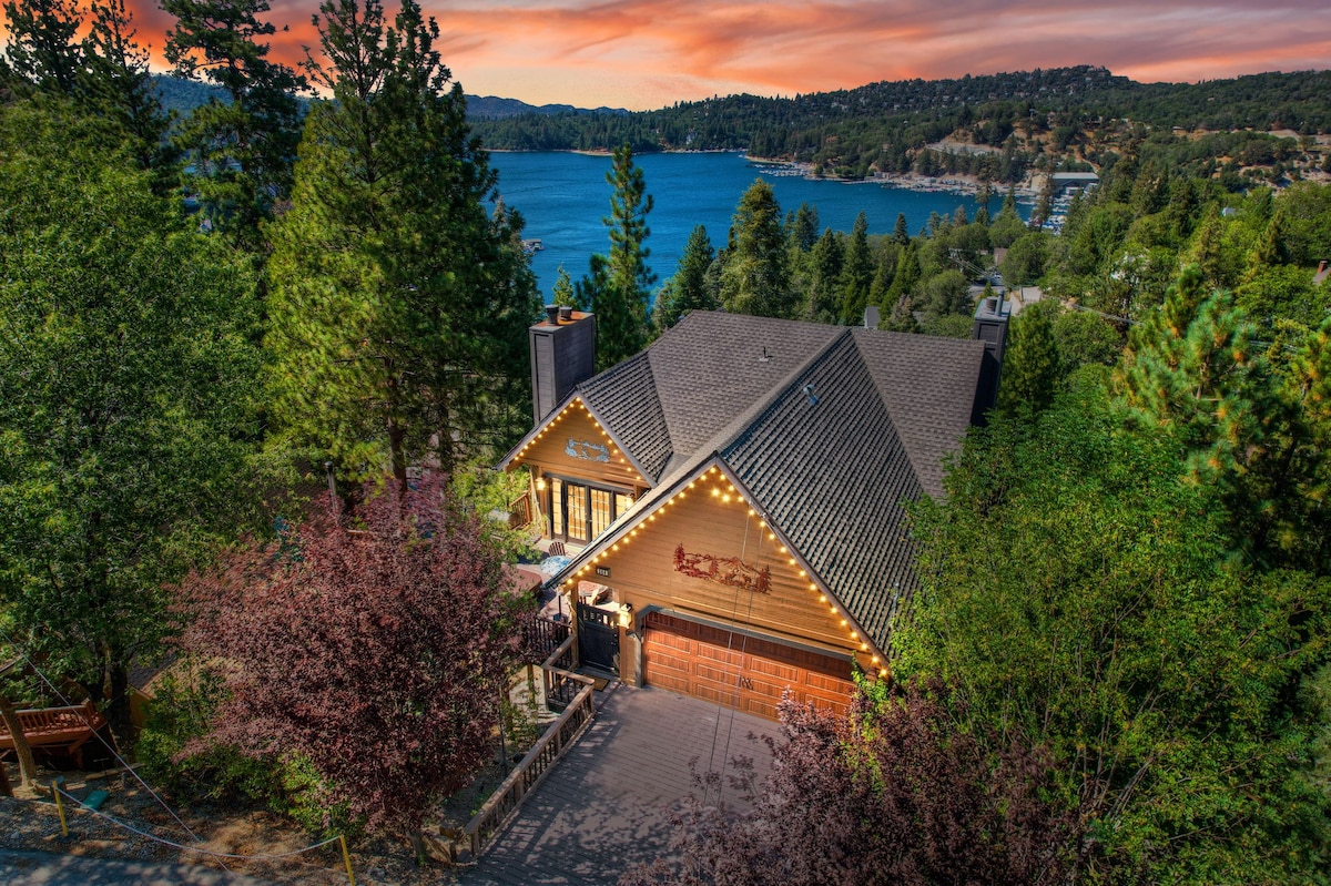 Emerald Lodge-3022平方英尺，带壮丽景观，热水浴缸空调