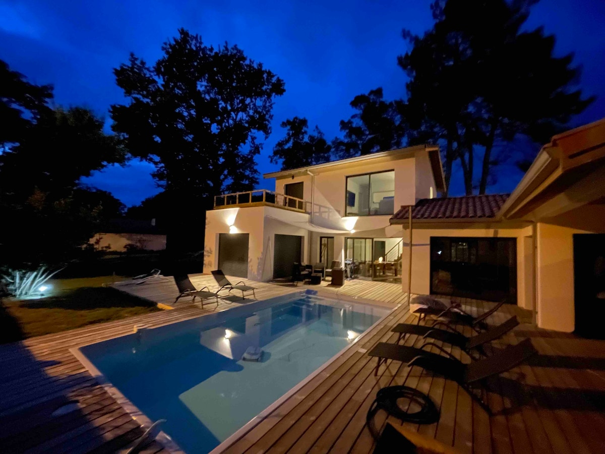 Comfort villa with heated pool* /10km Contis Plage