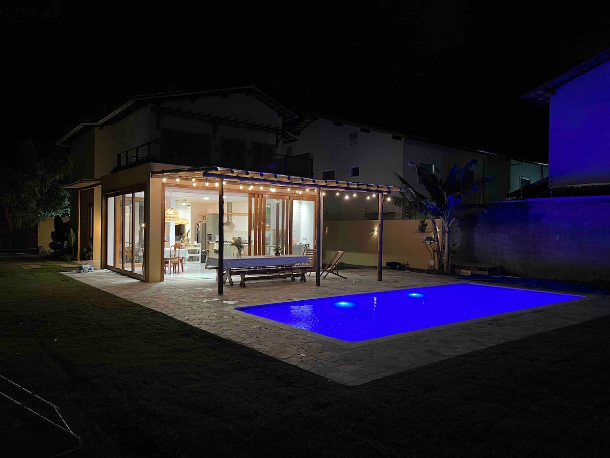 Casa de praia NOVA piscina em Manguinhos, Serra-ES