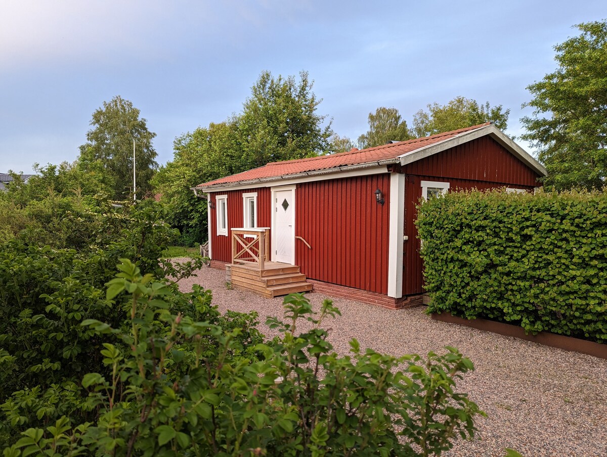 Cosy cabin in Sjövik