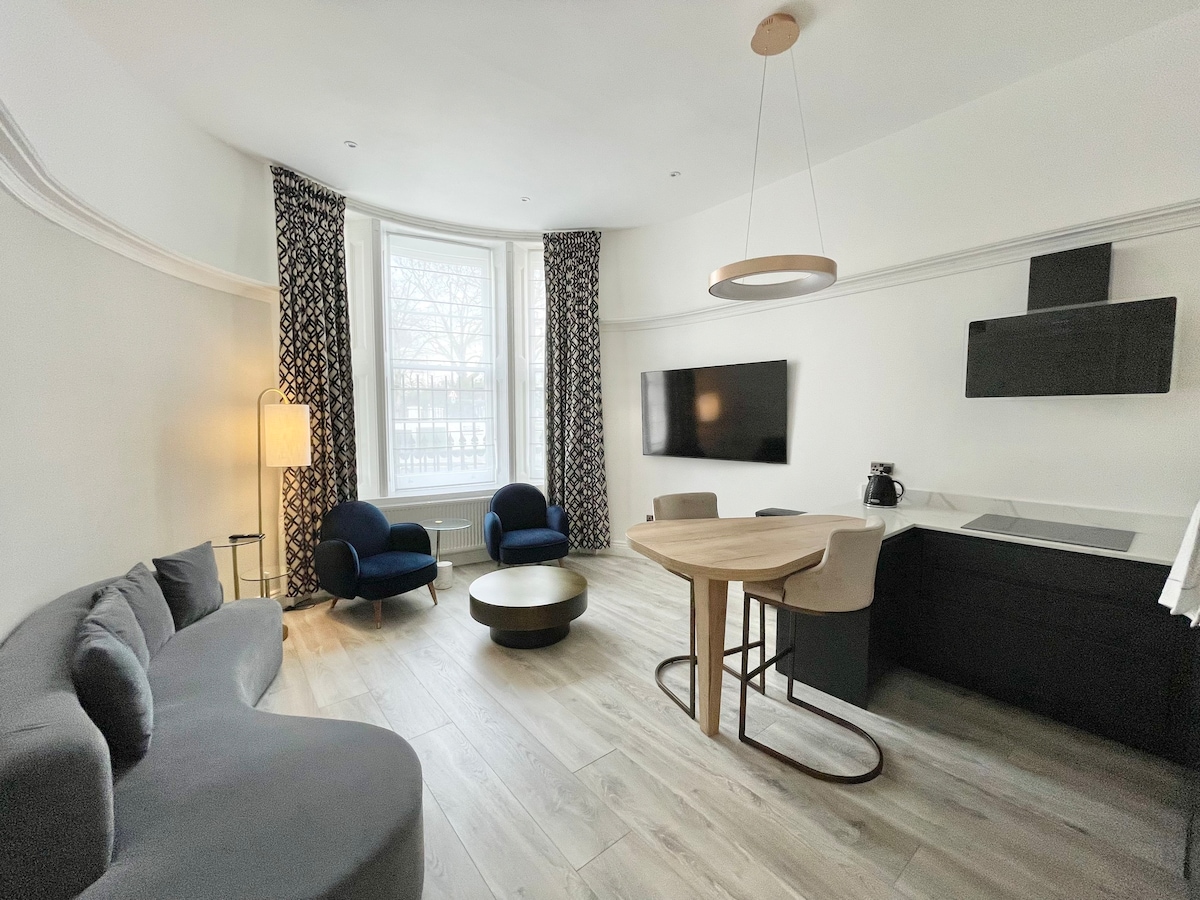 Lux 2 bedroom near Marble Arch with AC