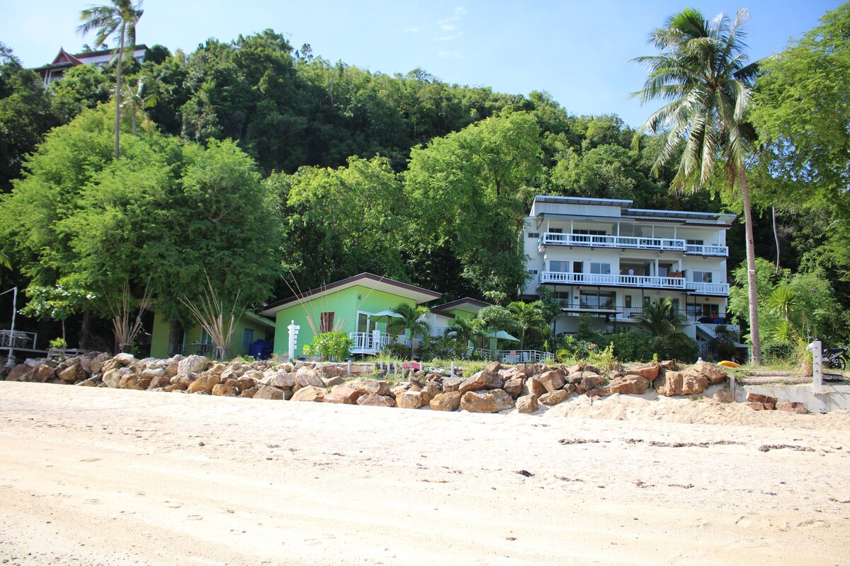 海滨平房， Baan Tai海滩