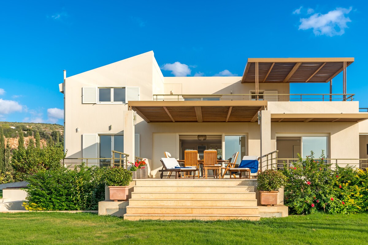 Legrena Beach Villa Sounio -毗邻沙滩