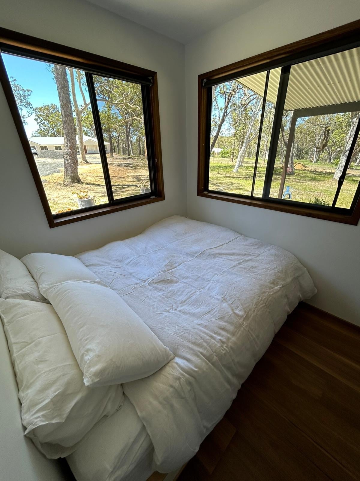 Tiny Home Oasis: Off-Grid Getaway in Jervis Bay