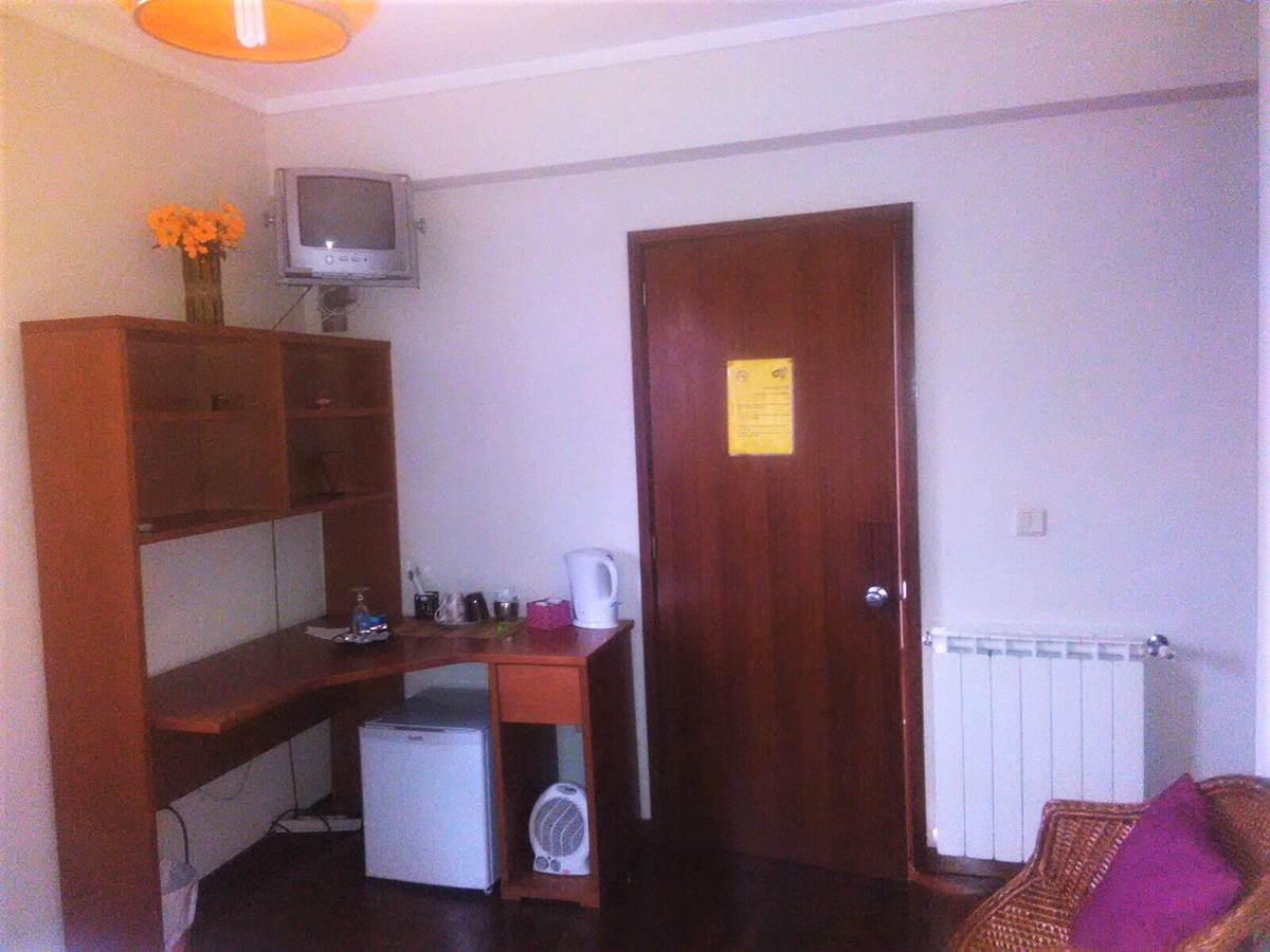 Room with private bathroom Espinho(19km of Oporto)