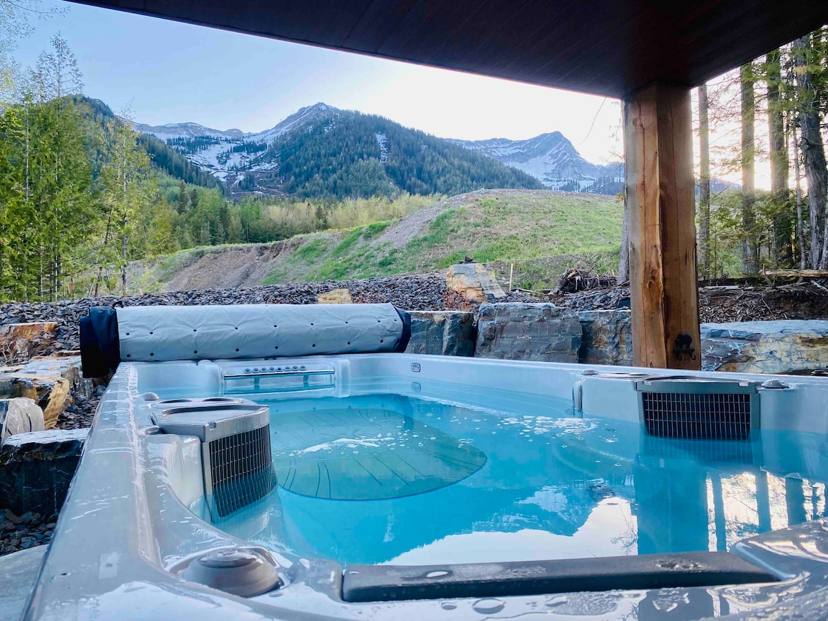 Fernie Alpine度假村滑雪， 17英尺热水浴缸和桑拿4卧室