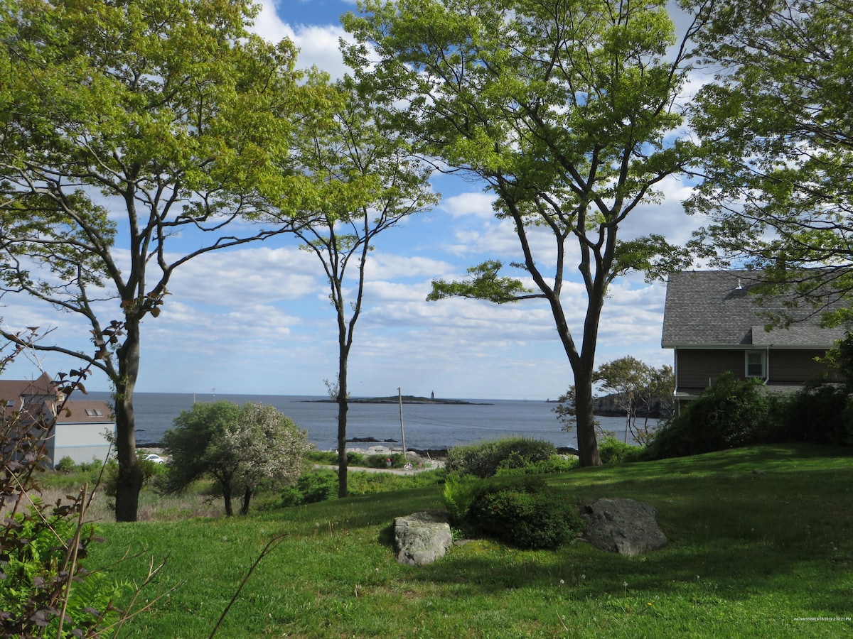 Stunning Ocean Views From This Peaks Island Home