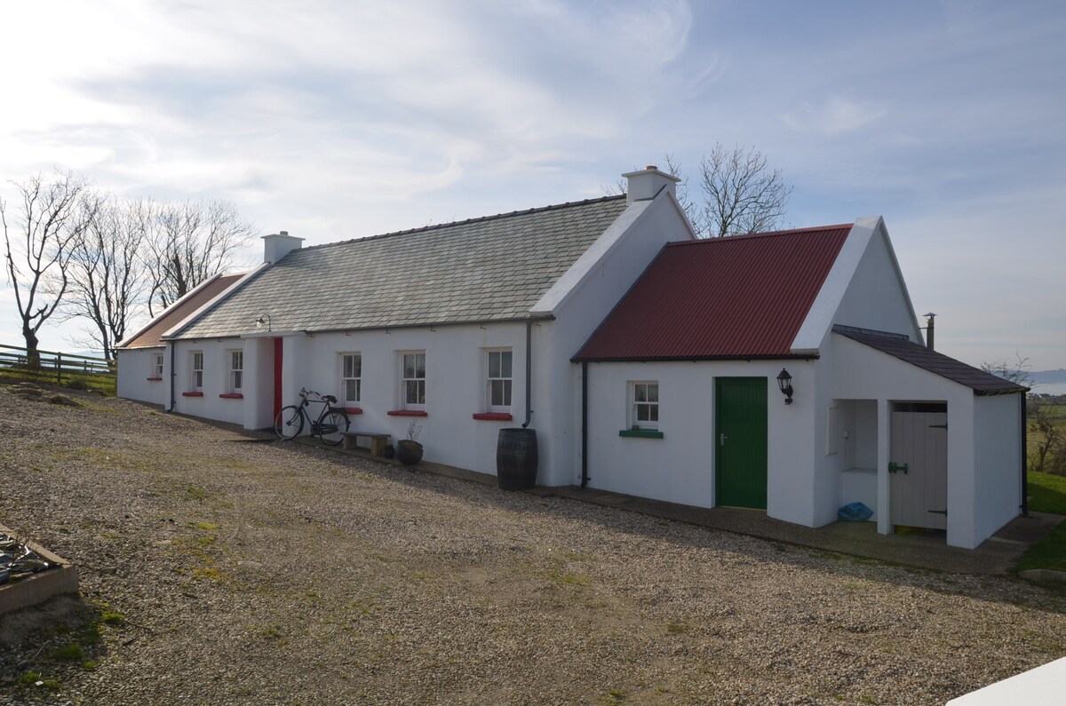 野生大西洋流浪者塞西尔的乡村小屋， Buncrana