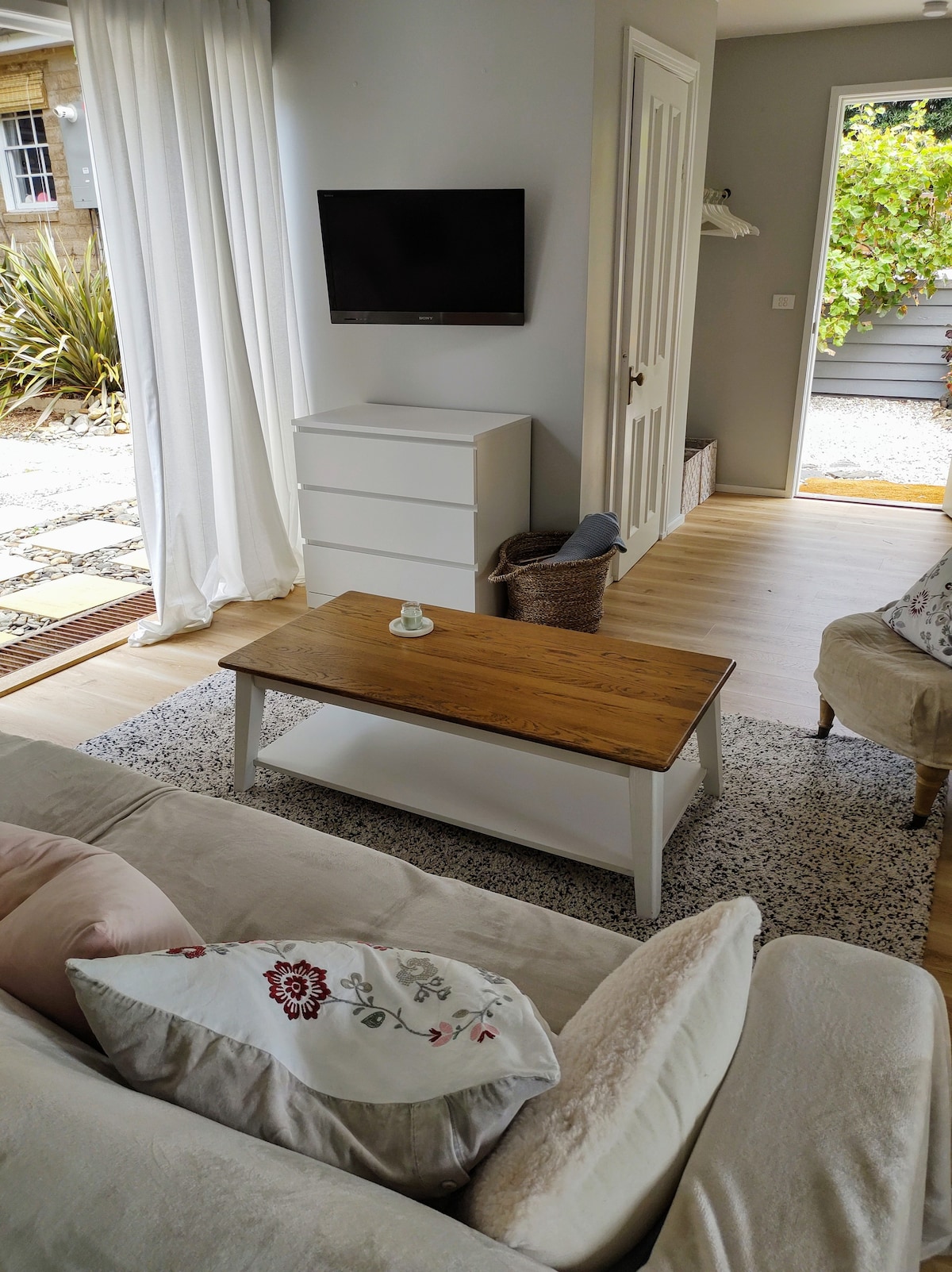 小房子- 1张标准双人床、Netflix、无线网络