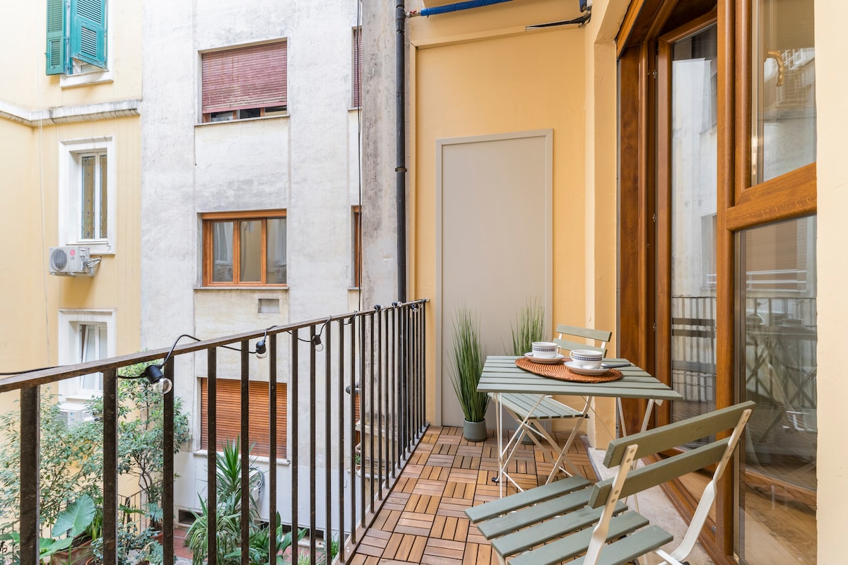 Cavallini Flat + Relax Balcony (Center of Roma)
