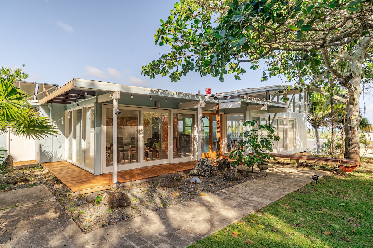 Sanctuary at beautiful Lanikai