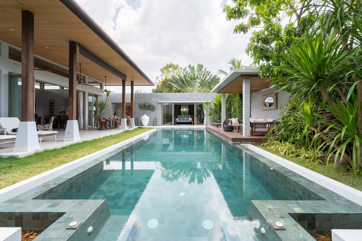 Villa Botanica luxury Phuket
