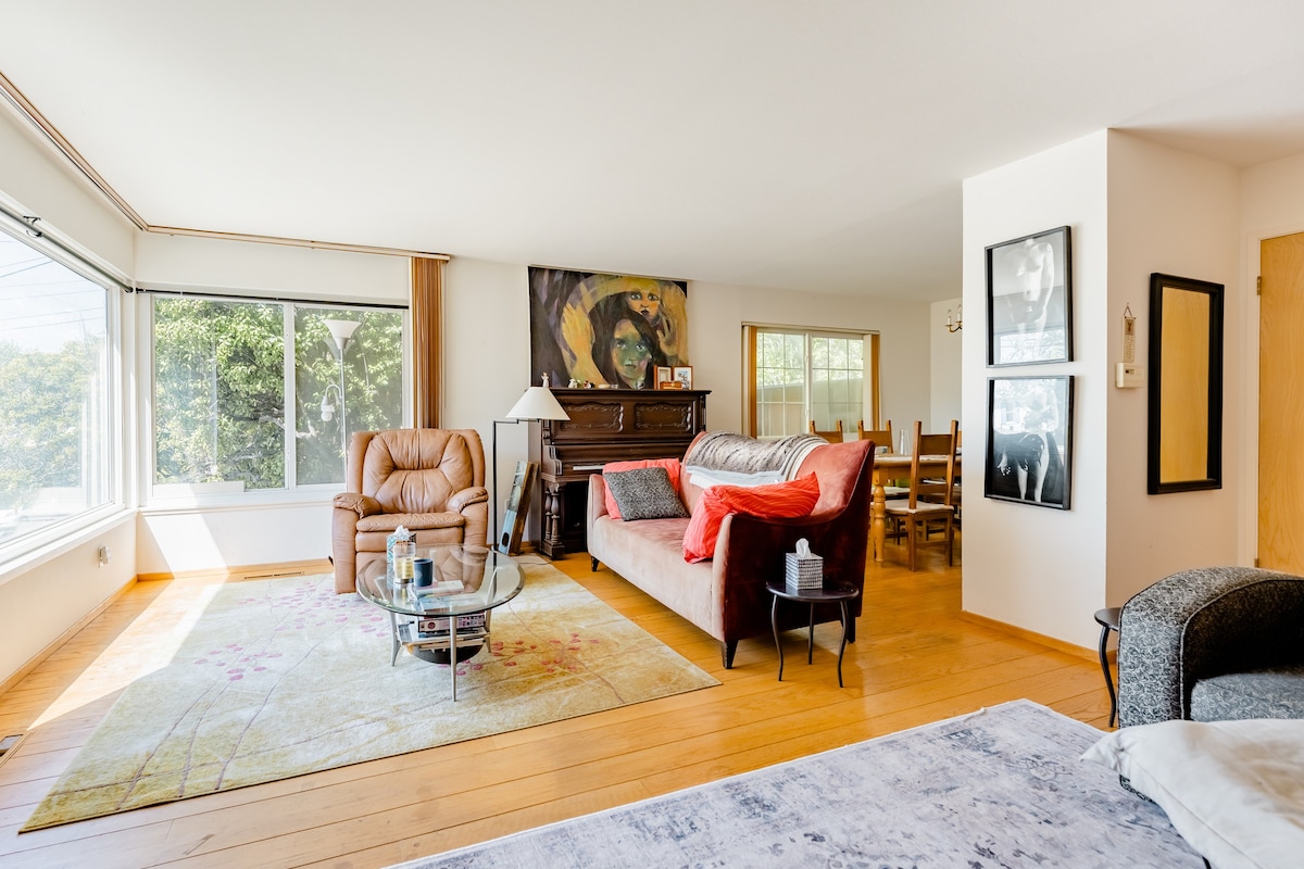 Super Cozy Berkeley Hills Home