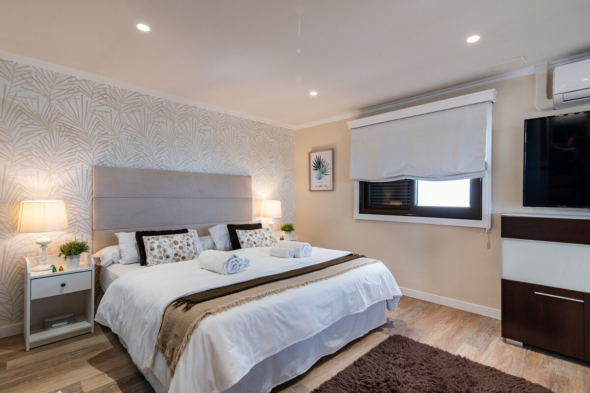 New Luxury Mencey Penthouse
