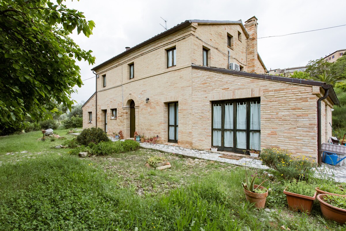 Agriturismo Campo Aperto钢琴预订