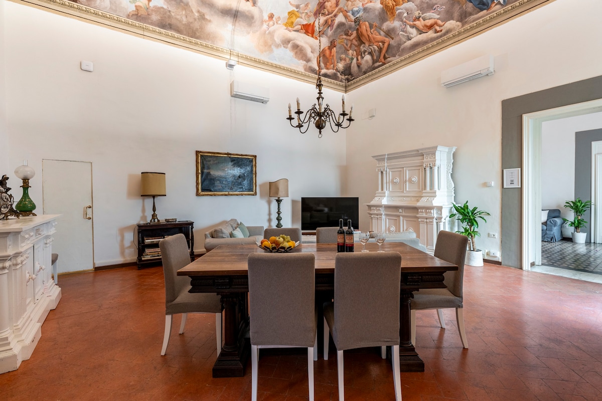 Palazzo D'Ambra总统套房公寓