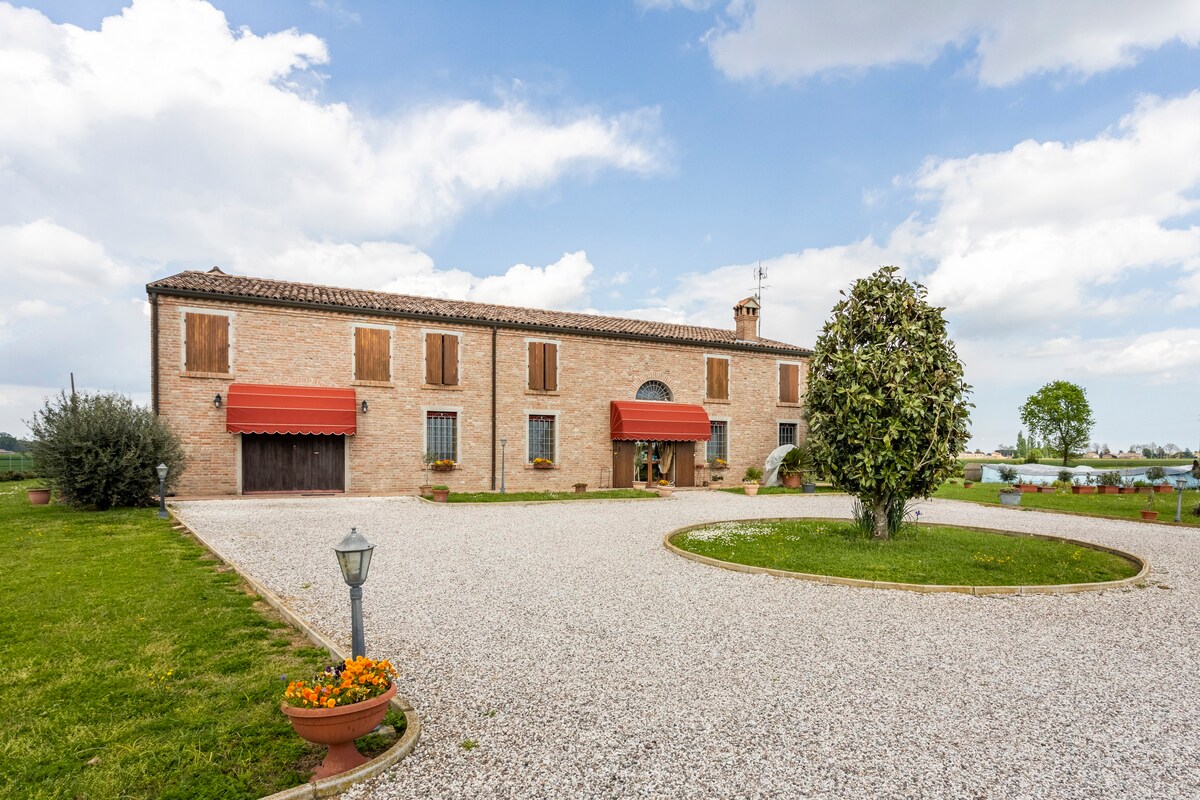 Room Mille Miglia - B&B Frattiero