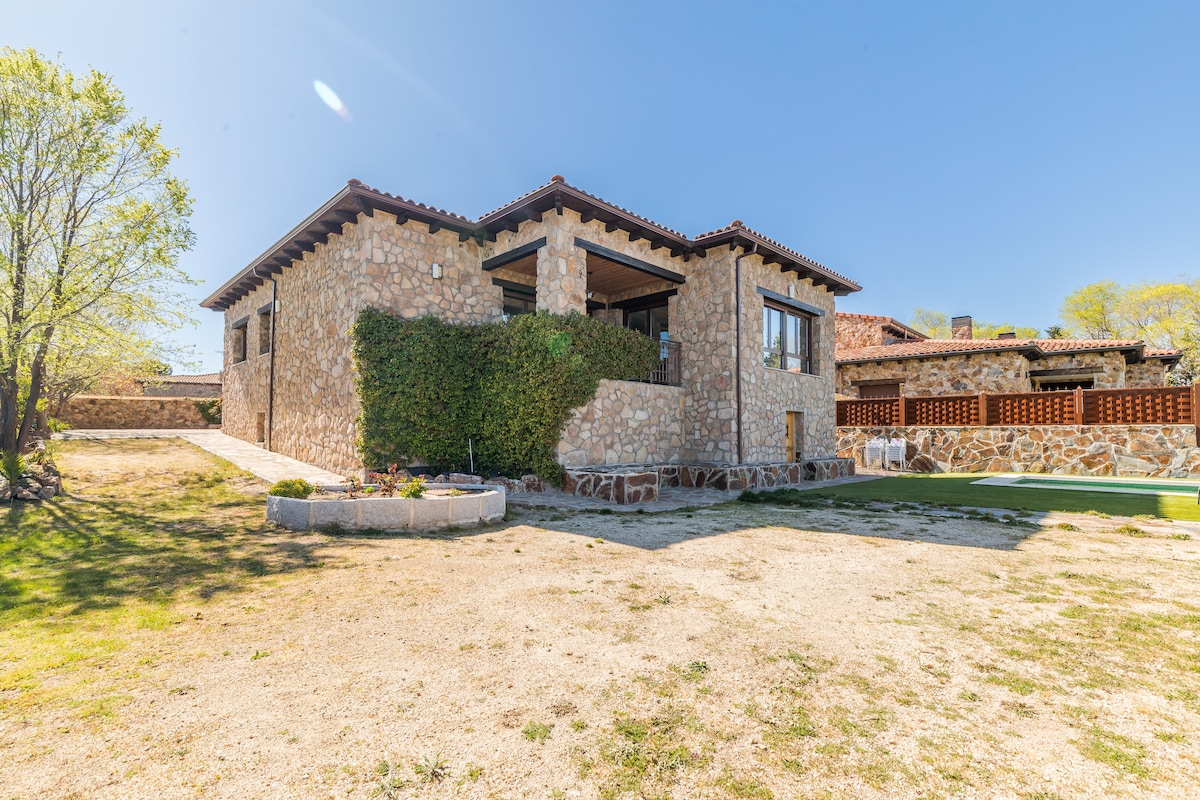 Los Nerios Pool Countryside House