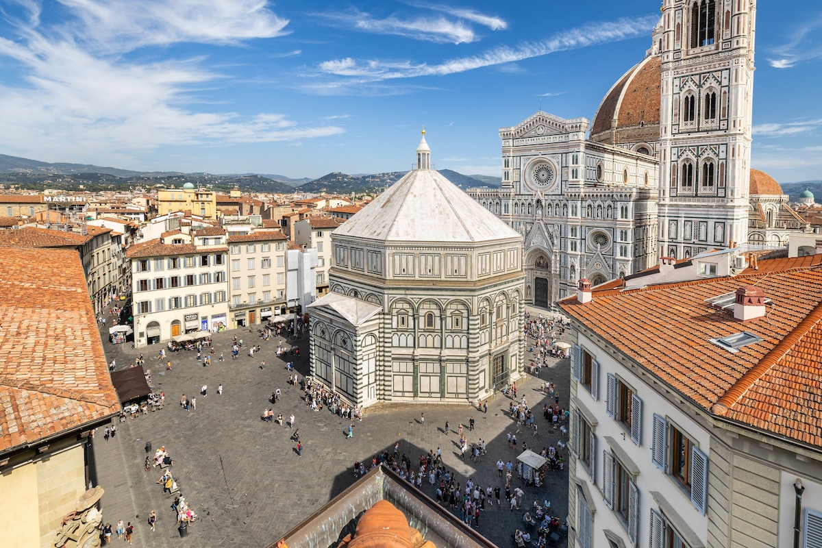 Dome (View) House