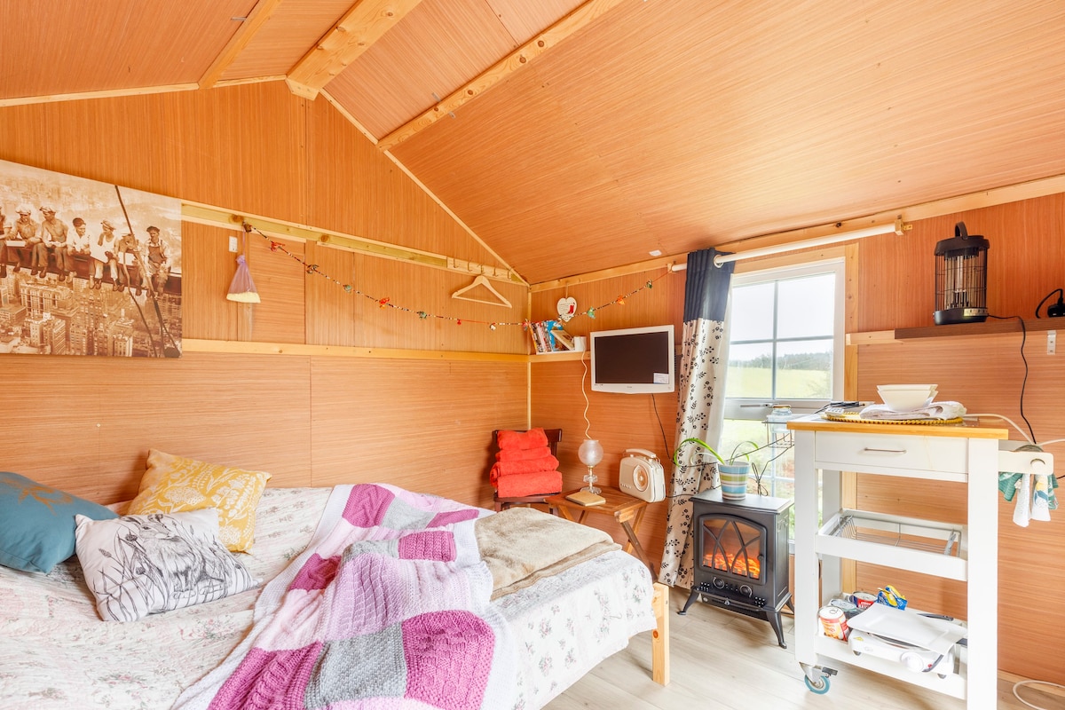 glamping-THE NOOK - holidayintinyhouse