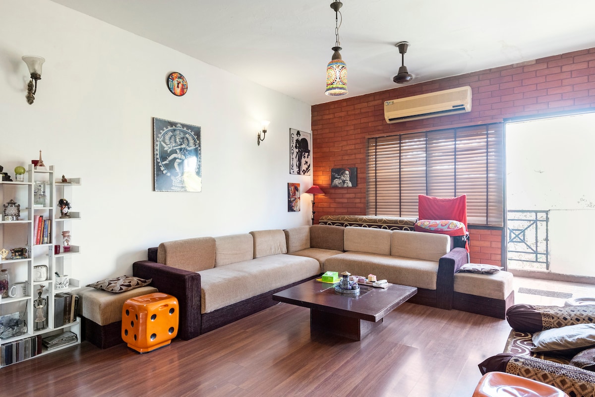 A Private Room in South Delhi with Terrace