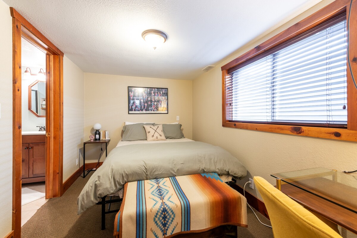 科罗拉多州洛夫兰迷人舒适的客用套房