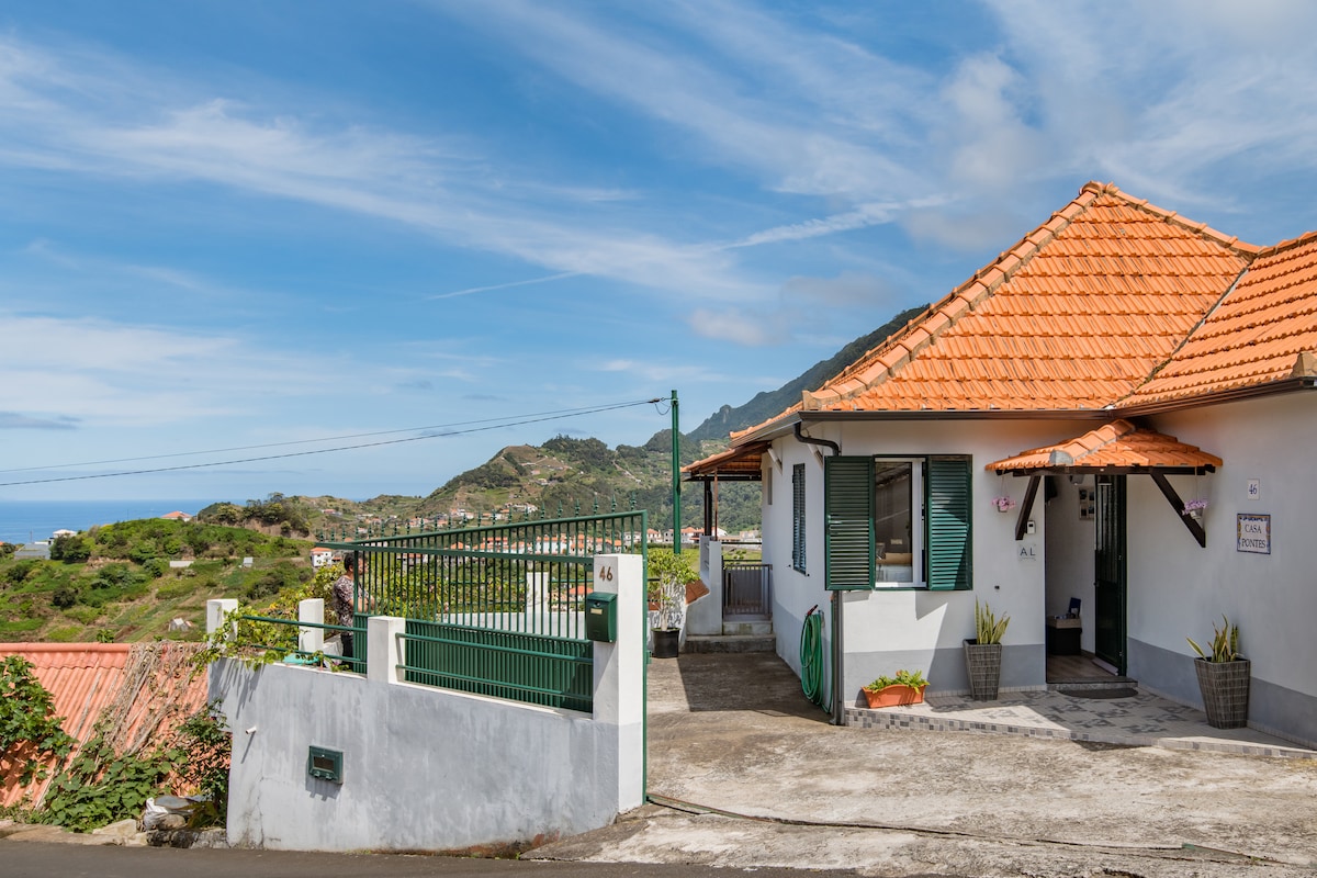 Casa Pontes in the heart of the country side