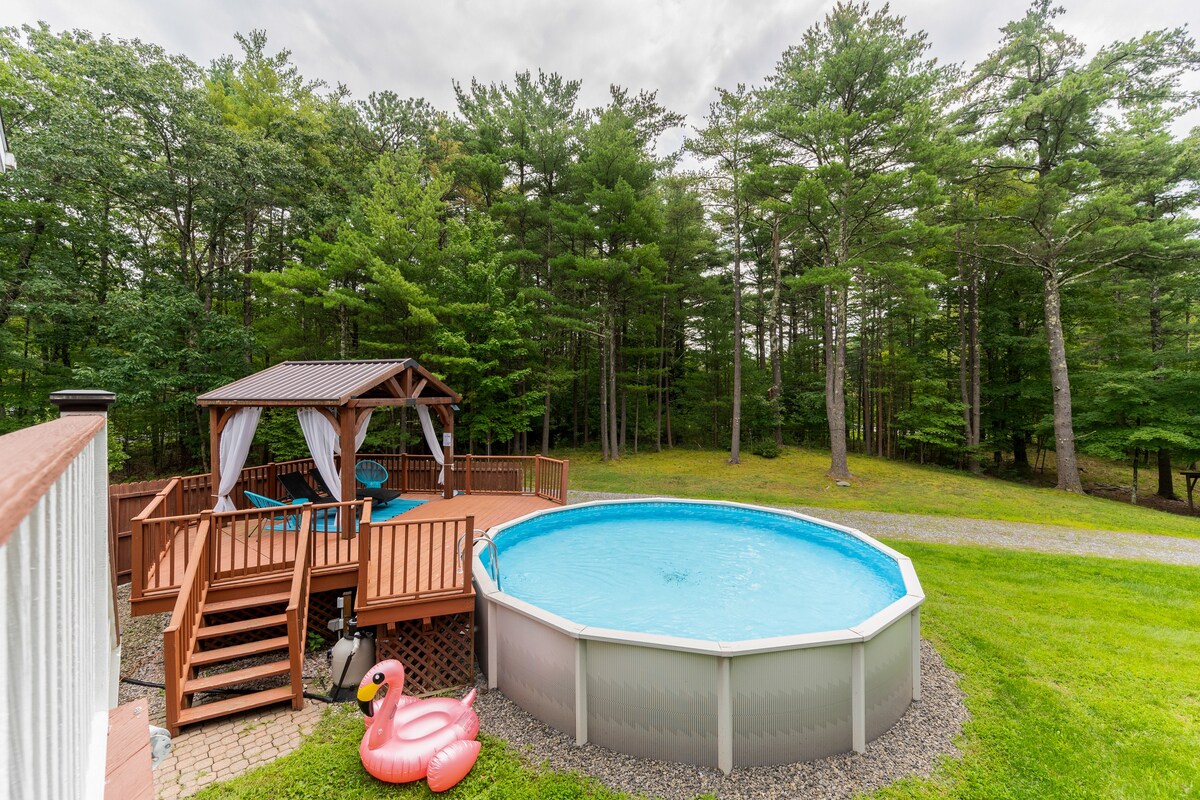 The Mountain House, modern retreat @ Catskills