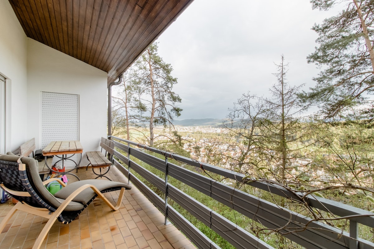 Gemütliches Zimmer mit Balkon Garten & Alpenblick