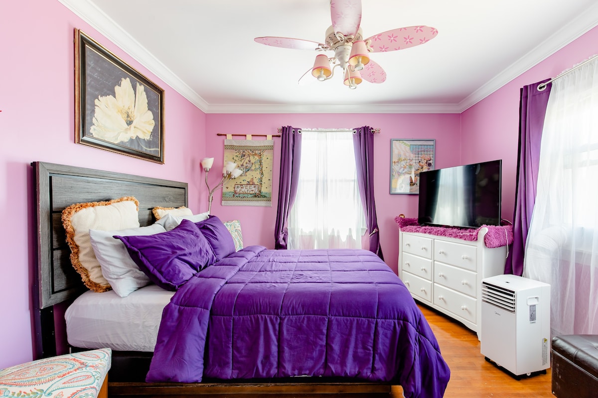 Lovely pink bedroom