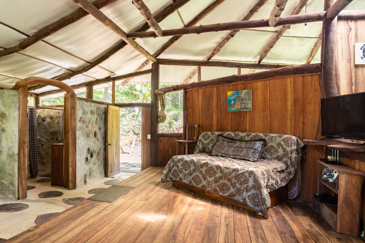 Secluded Treehouse in the Rainforest