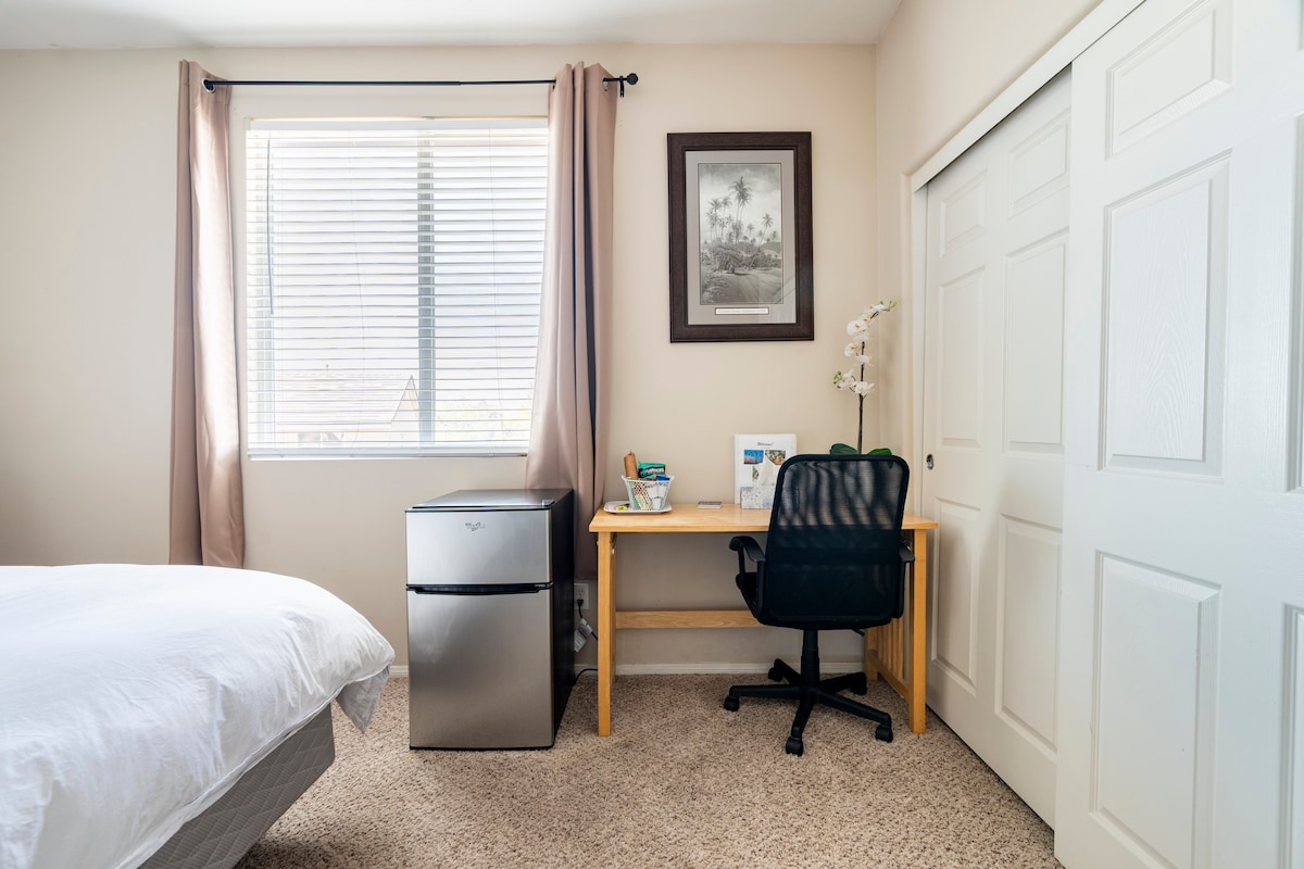 Aloha客房-舒适的标准双人床，带独立卫生间