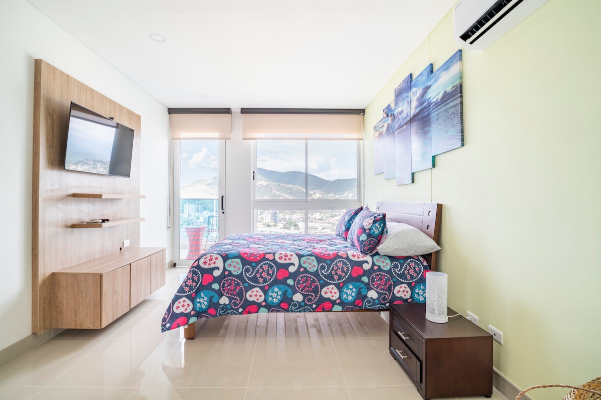 Santa Marta Beach Front Deluxe Heavenly Apartment