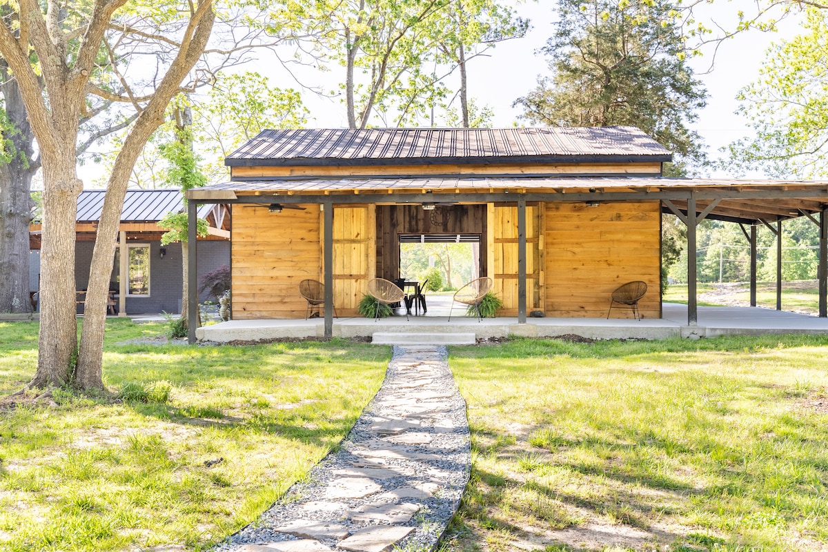 The Homestead Farm House & Party Barn