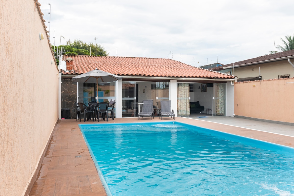 Casa temporada com Piscina Bopiranga próximo praia