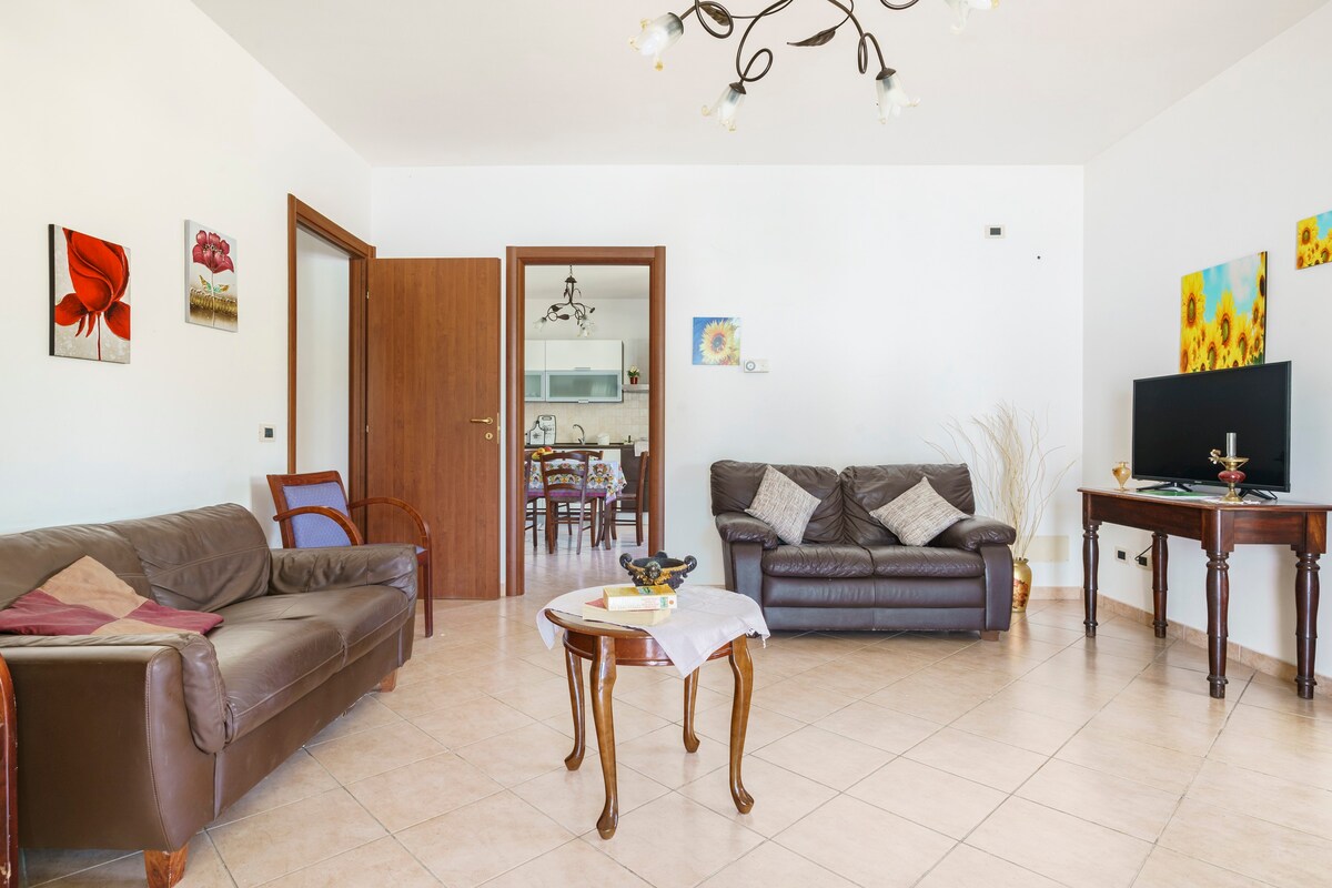 at 100 Meters from the Beach: Villa Flavia